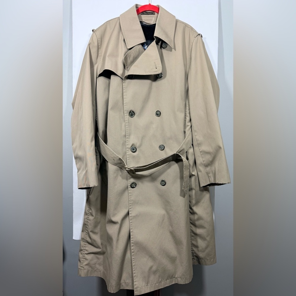 Men's Misty Harbor Size 44 Tan Double-Breasted Trench Coat